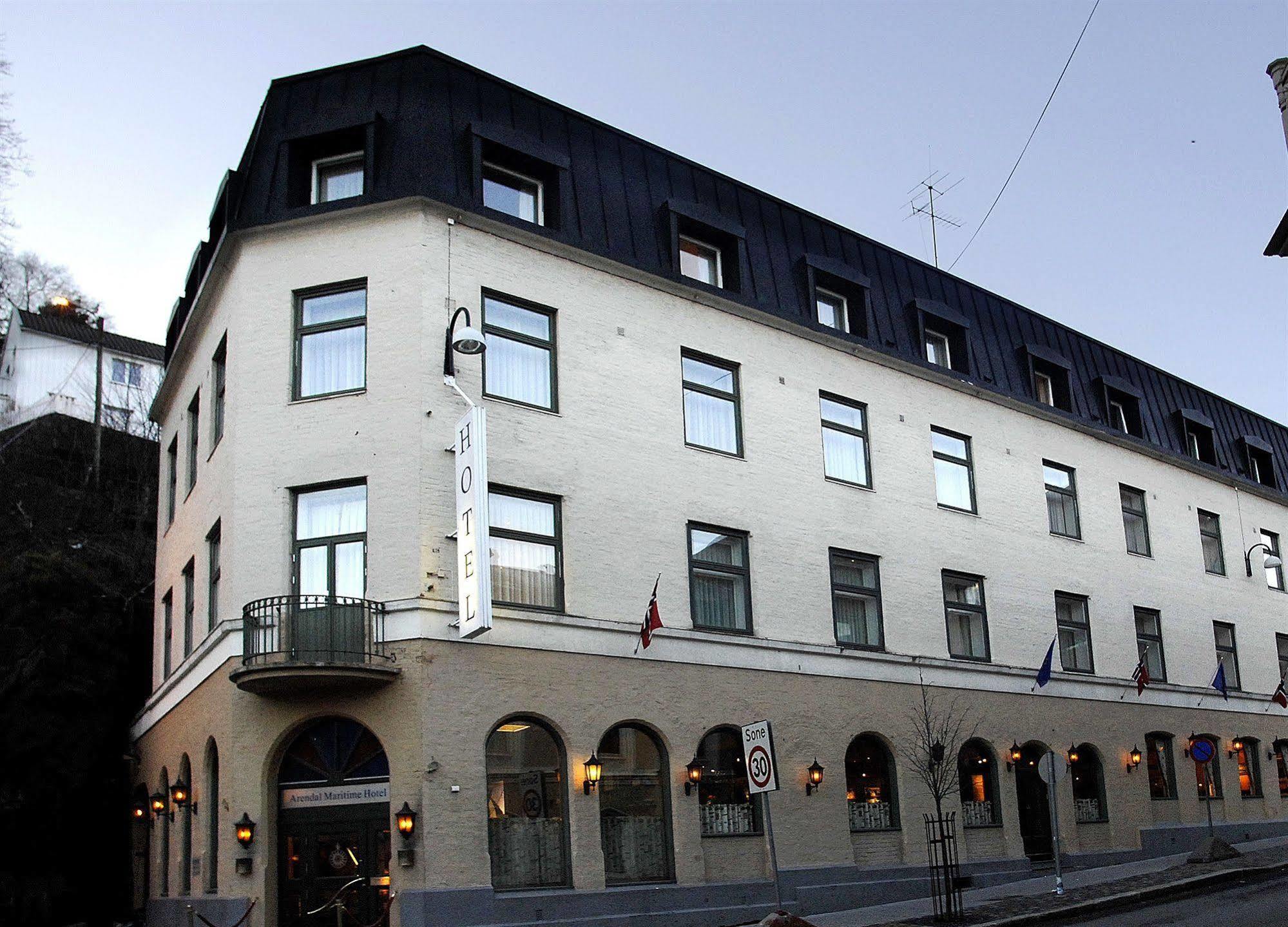 Grand Hotel Arendal - Unike Hoteller Exterior foto